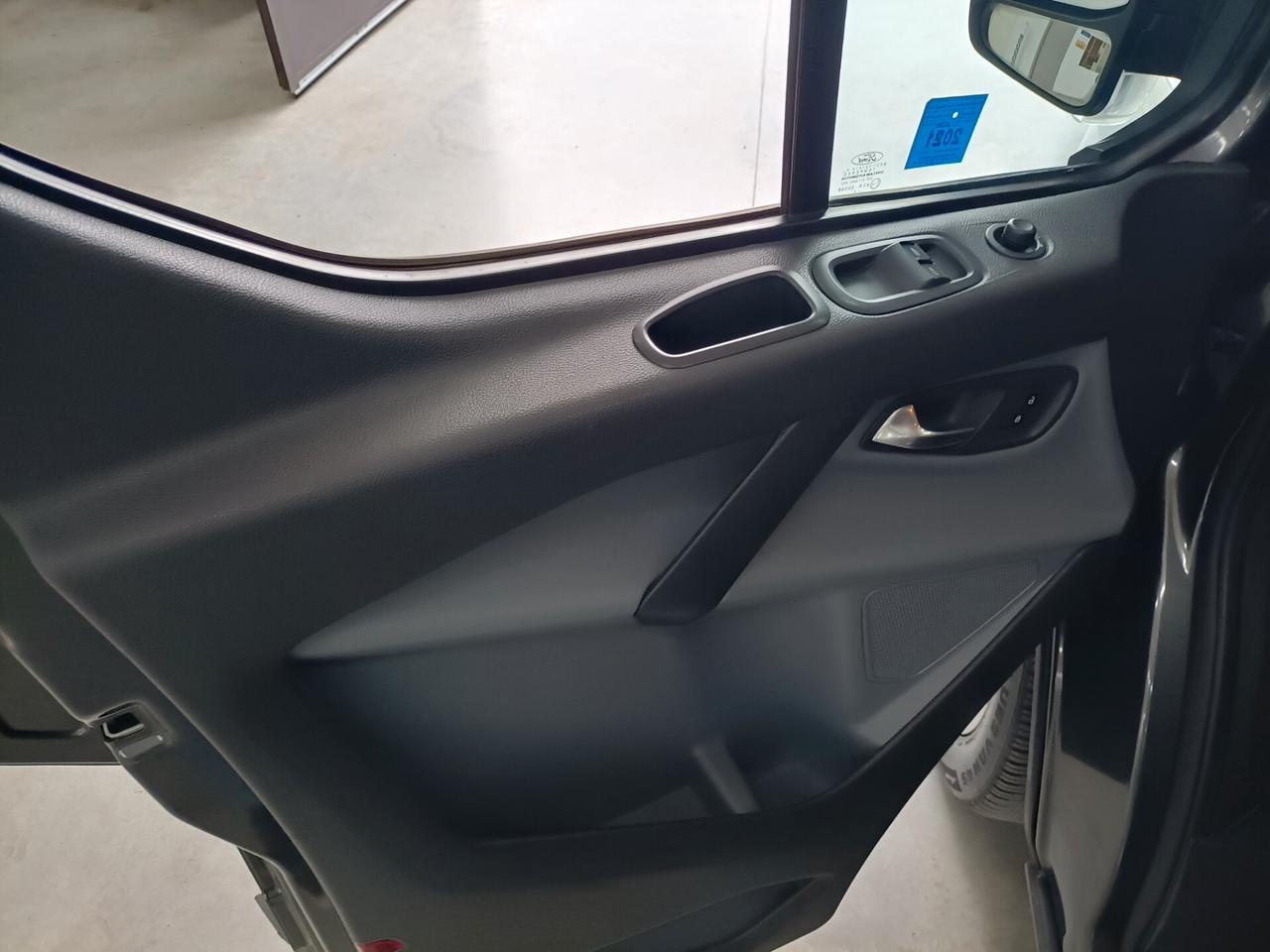 Ford Transit Custom 310 2.0 TDCi CV 131 PC Combi Trend 09/2017