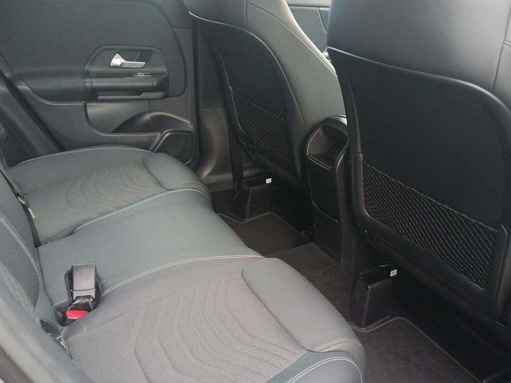 Mercedes GLA 180 180 Progressive Advanced Plus 7G-DCT