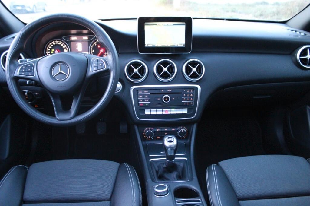 MERCEDES Classe A 180 d *Tetto apribile