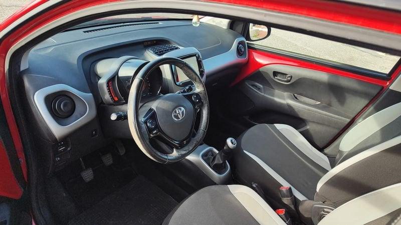 Toyota Aygo Aygo 1.0 VVT-i 69 CV 5 porte x-play