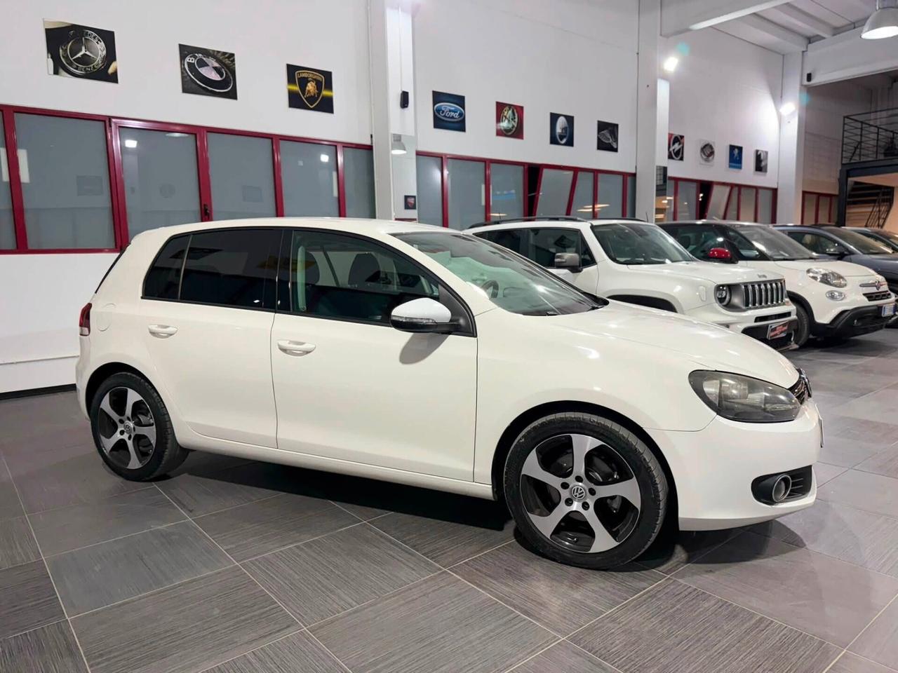 Volkswagen Golf 1.6 TDI DPF 3p. Highline