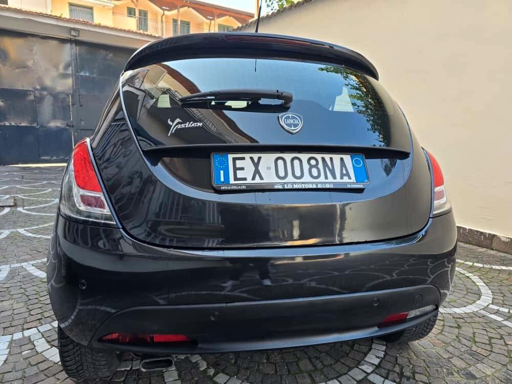 Lancia Ypsilon 1.2 69 CV 5 porte GPL Ecochic Elefantino