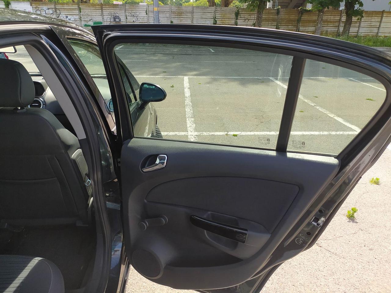 Opel Corsa Cosmo 1.2 #11303