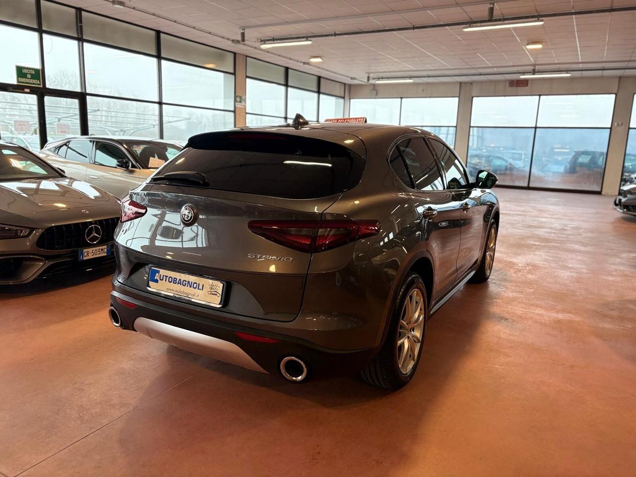Alfa Romeo Stelvio EXECUTIVE 2.2 Turbodiesel AT8 Q4 70000 KM