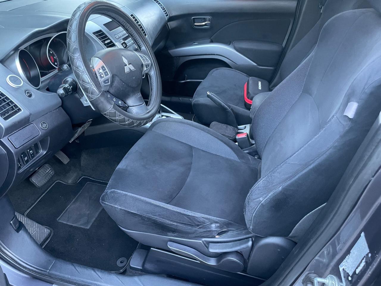 Mitsubishi Outlander 2.4 benzina gpl 7 posti