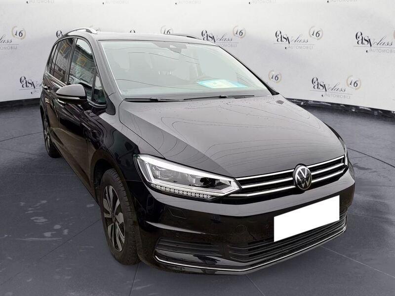 Volkswagen Touran 1.5 TSI DSG MOVE CAMERA NAVI IGLIGHT LED