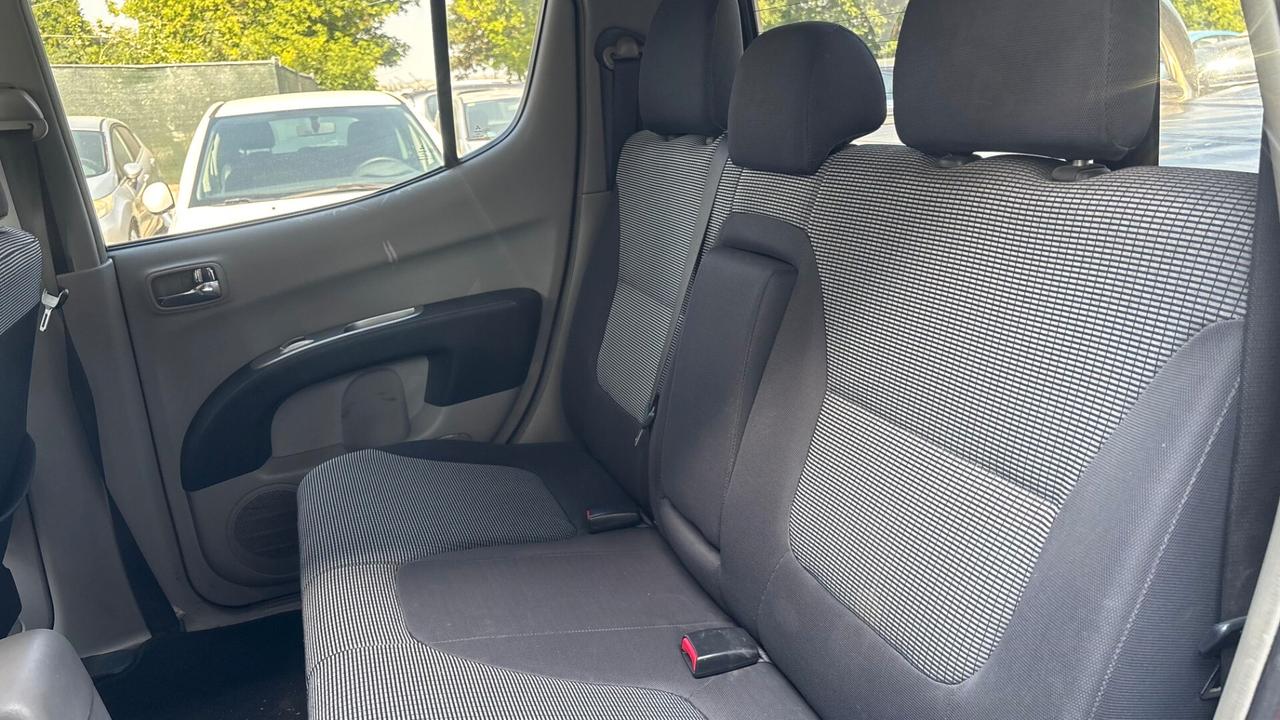 Mitsubishi L200 2.5 DI-D/136CV cambio automatico 4post