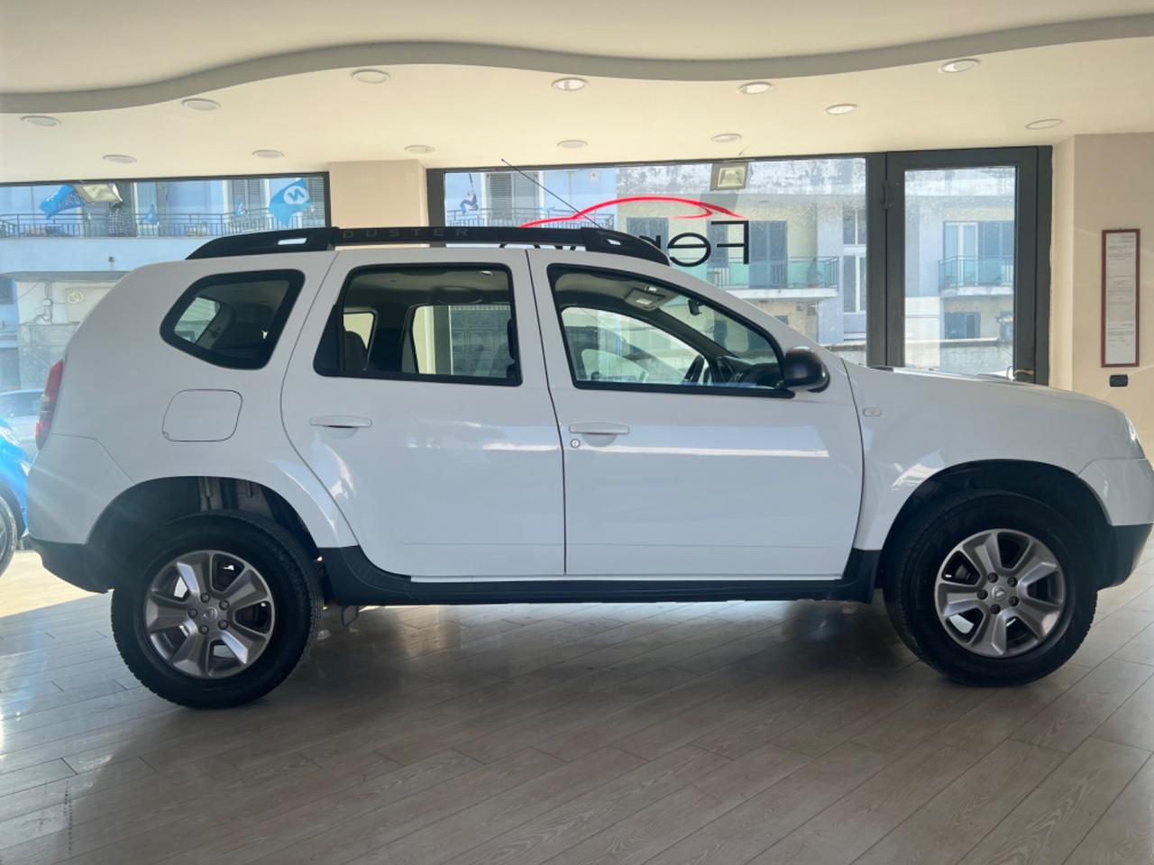 DACIA DUSTER 1.6 110CV 4x2 GPL laureate 2015