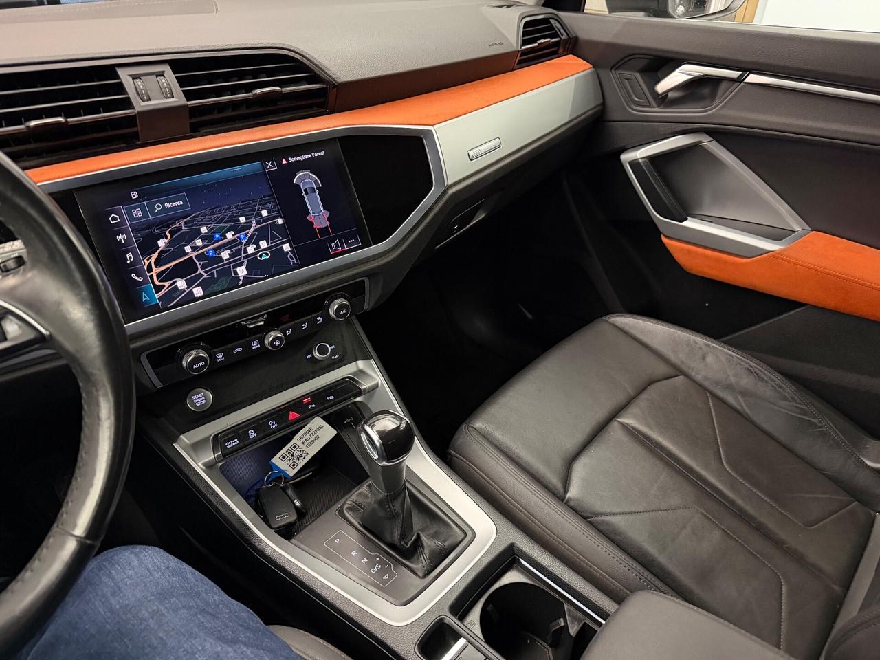 Audi Q3 35 TDI S tronic Business Advanced