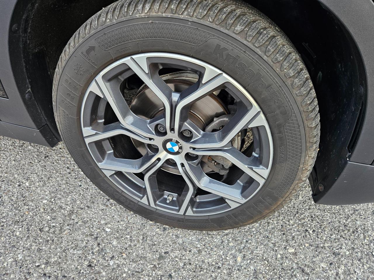 BMW X2 sdrive18i 136cv
