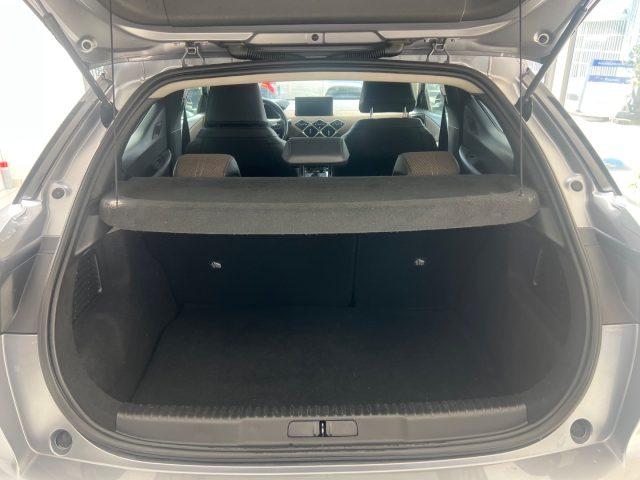 DS AUTOMOBILES DS 3 Crossback BlueHDi 100 So ChicDA ?149,00