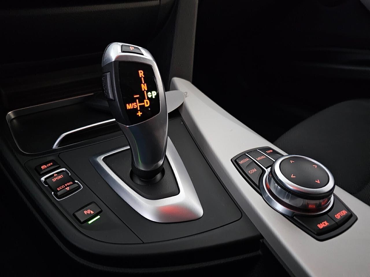Bmw 330dA Touring Sport 258cv