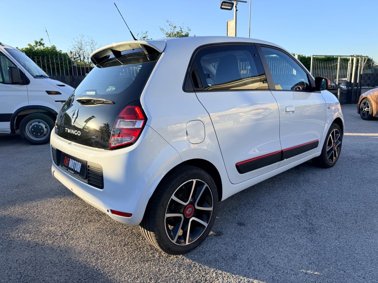 Renault Twingo TCe 90 CV Intens Cabrio 2016