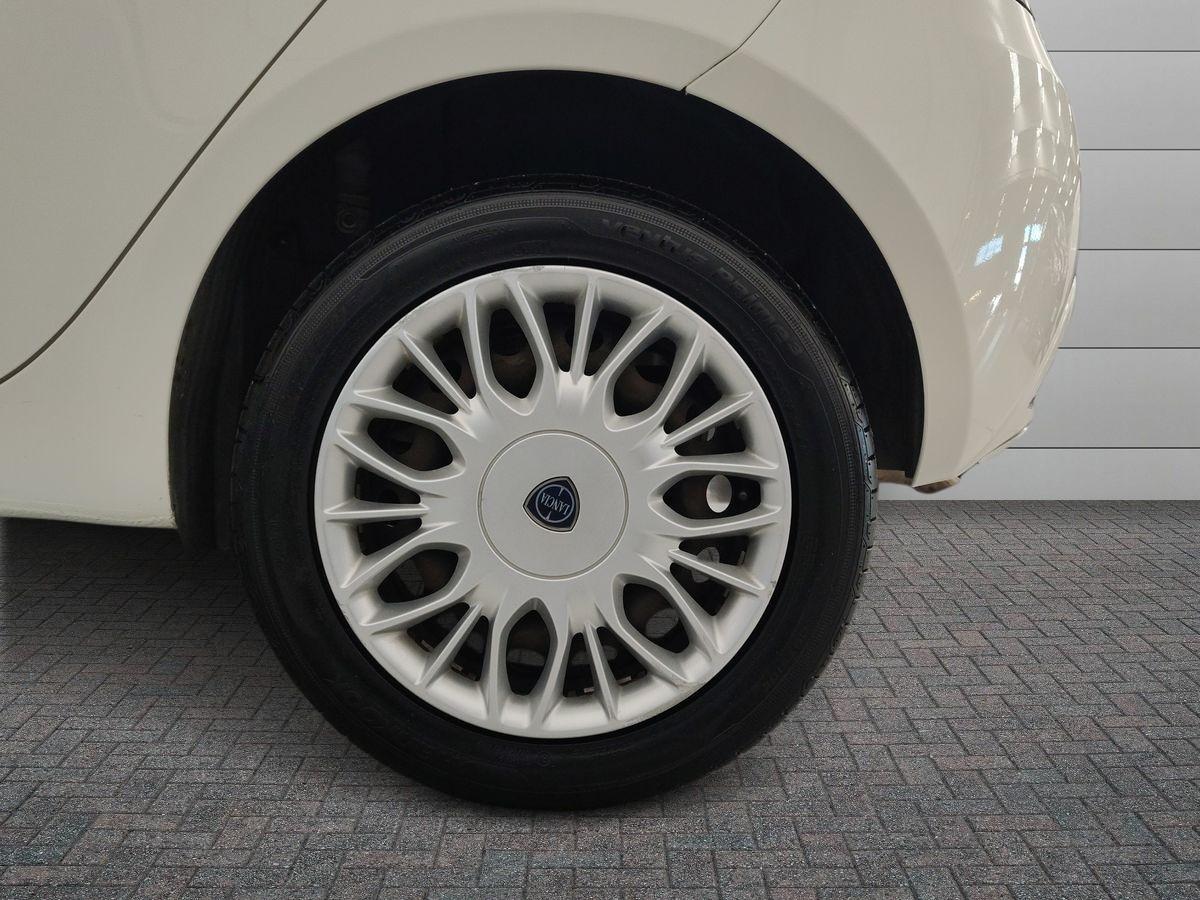 LANCIA Ypsilon III 2015 - Ypsilon 1.2 Silver 69cv