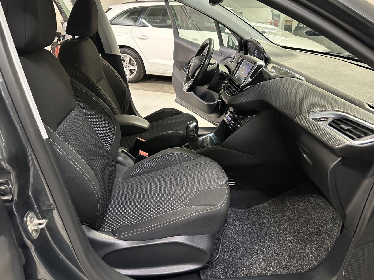 Peugeot 208 BlueHDi 75 5 porte Allure Neopatentati