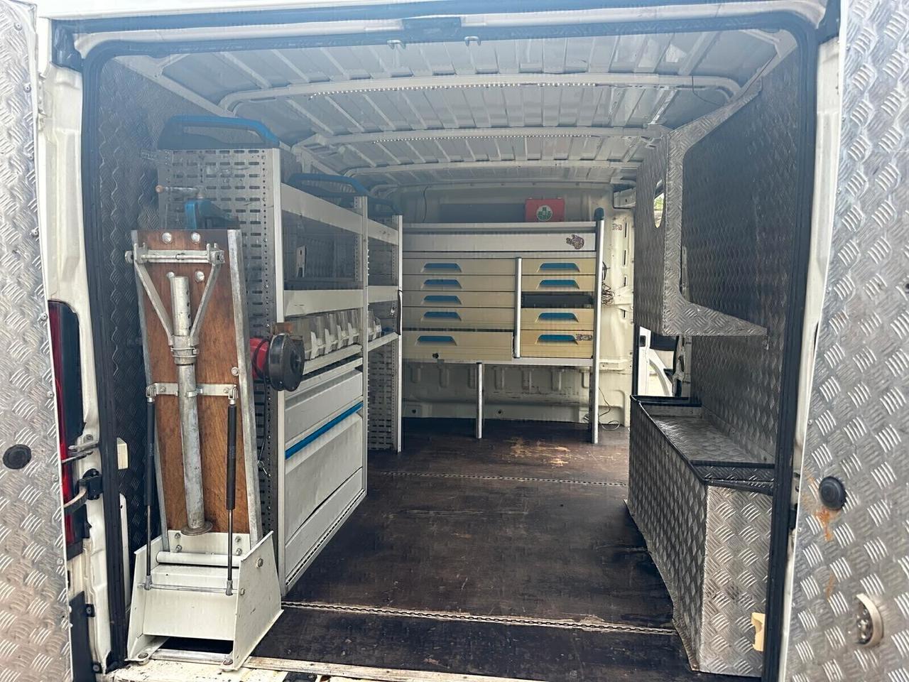 FIAT DUCATO 35 2.3 MJT ALLESTIMENTO OFFICINA MOBILE IVAESP