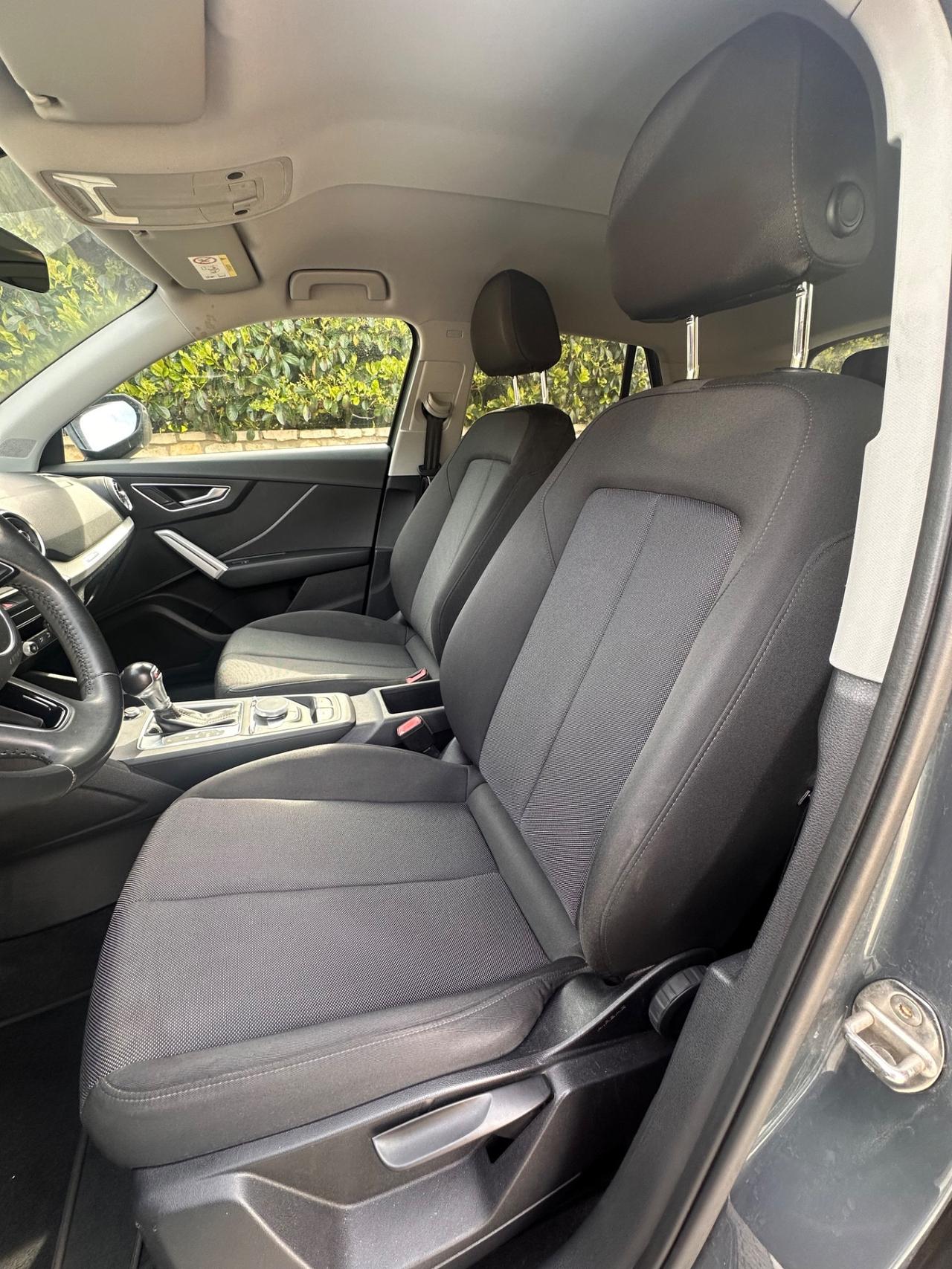 Audi Q2 30 TDI S tronic Business