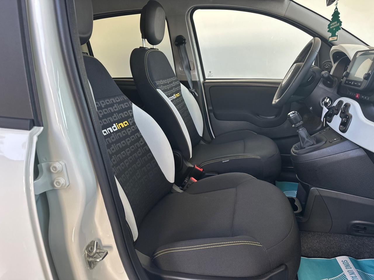 Fiat Panda Pandina Cross 1.0 Hybrid 11/2024 3.000 Km