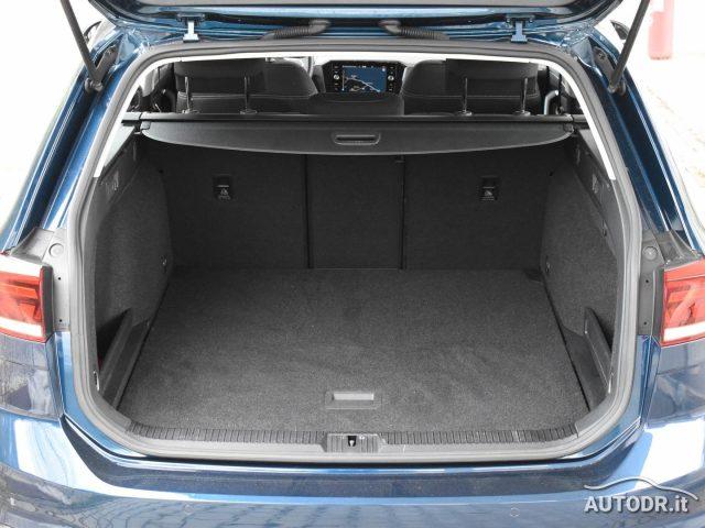 VOLKSWAGEN Passat Variant 2.0 TDI EVO 150cv Business Fari LED, Navi, Ambient