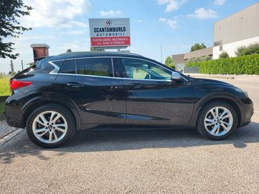 Infiniti Q30 1.5 diesel Premium Tech