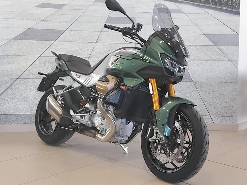 Moto Guzzi V100 Mandello S