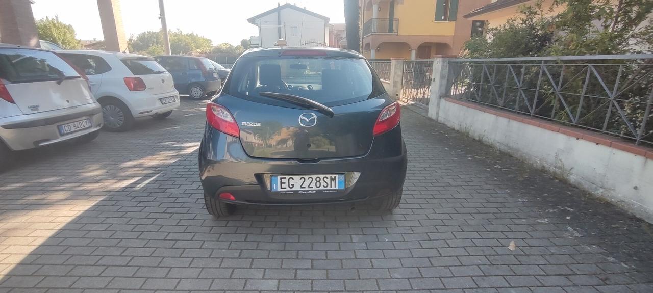 Mazda 2 Mazda2 1.3 16V 75CV 5p. Trendy