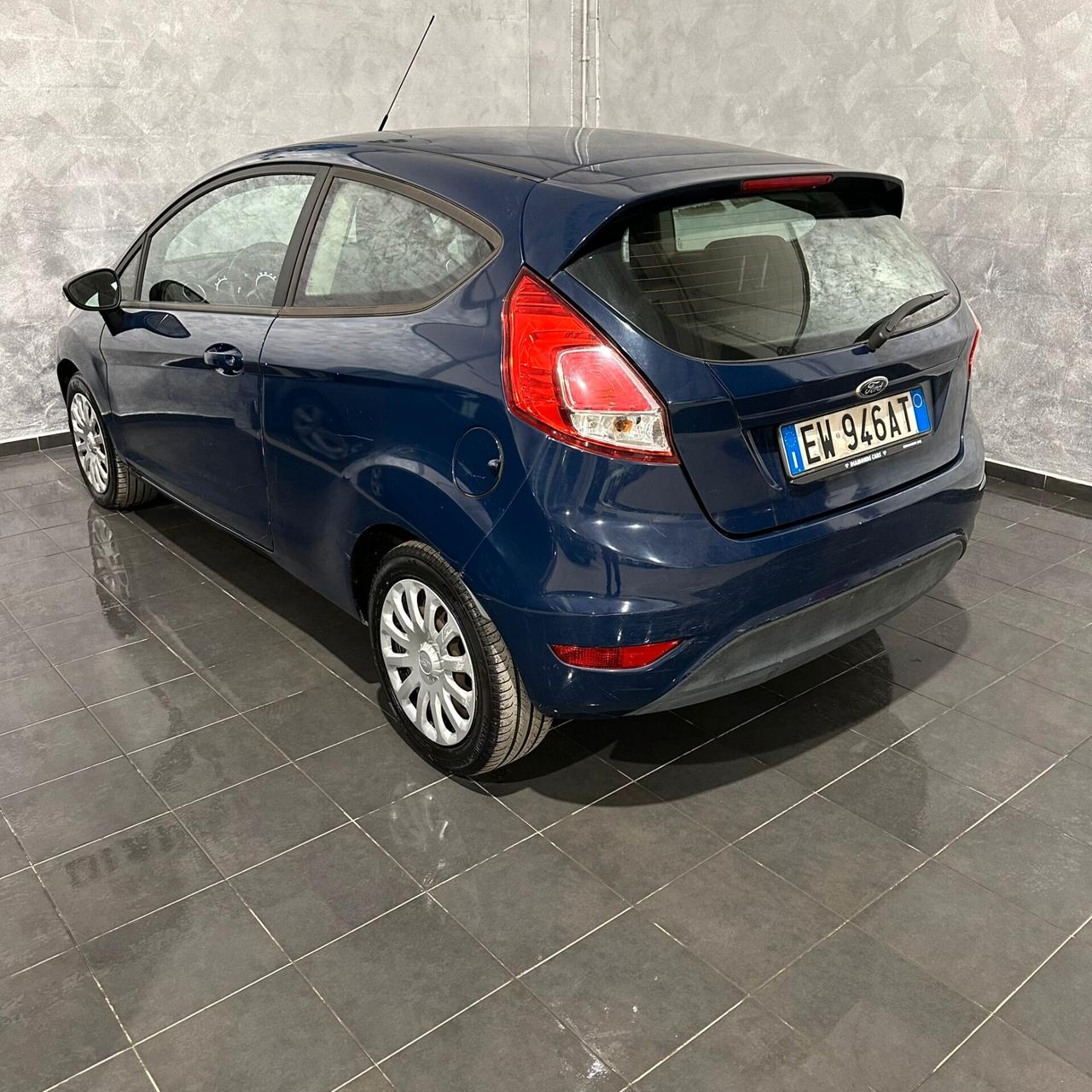 Ford Fiesta 1.4 3 porte Bz.- GPL