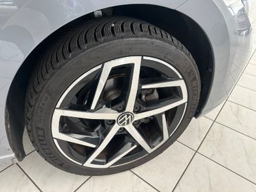 VOLKSWAGEN Golf 8ª serie Golf 2.0 TDI 150 CV D...