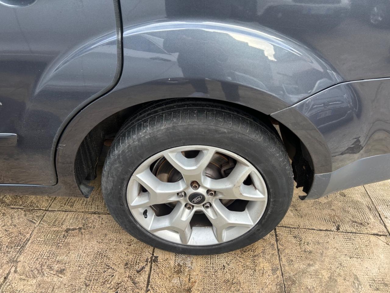 Ford Galaxy 2.0 TDCi 140 CV Ghia DPF