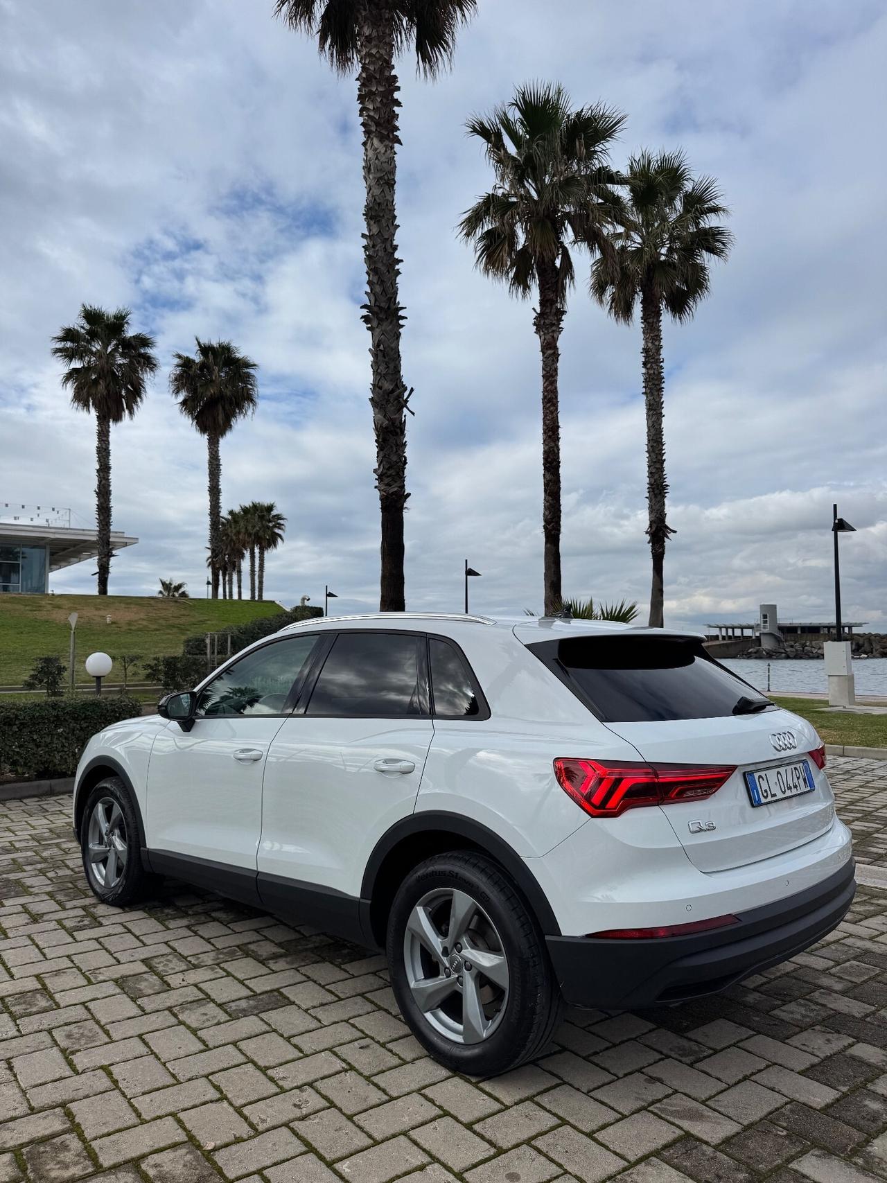 Audi Q3 45 TFSI e S tronic