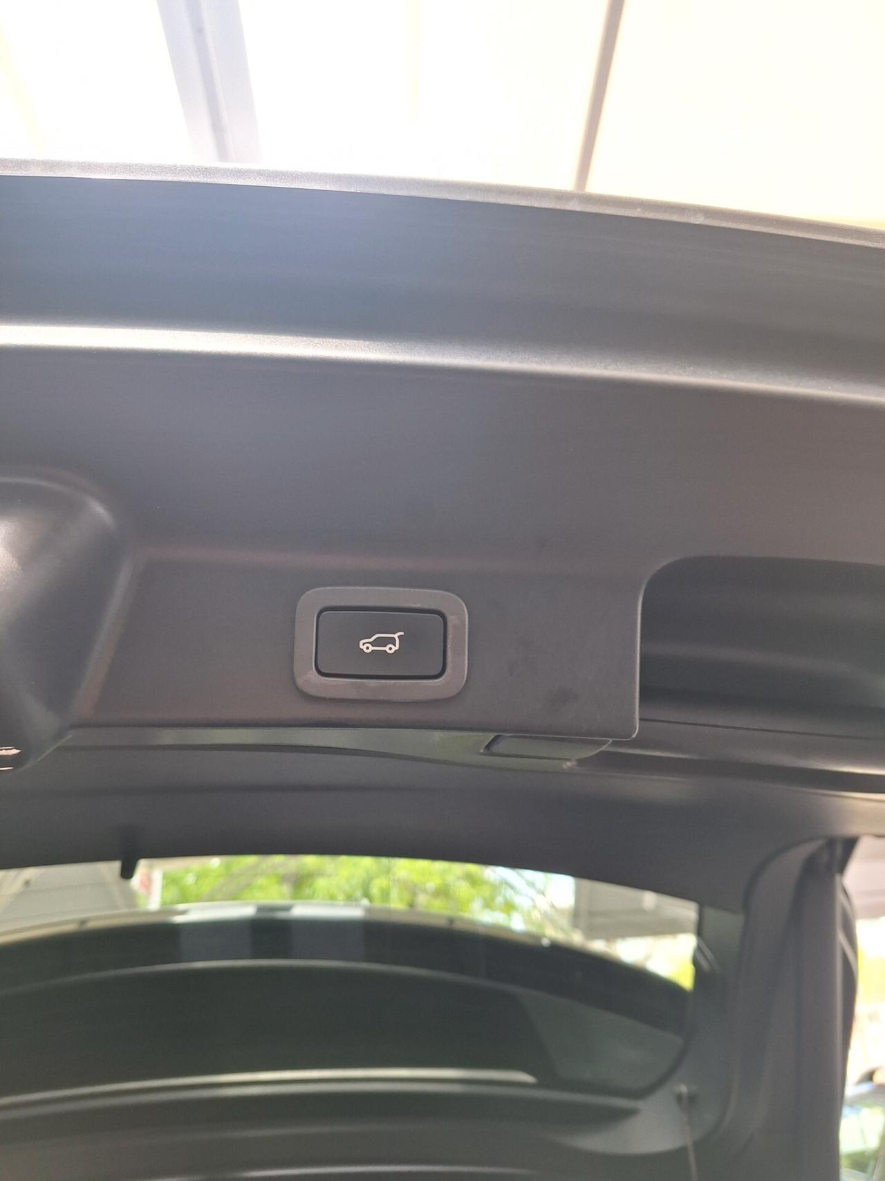Jaguar F-Pace 2.0 D 240 CV AWD aut. Portfolio Tetto Panor Apribile