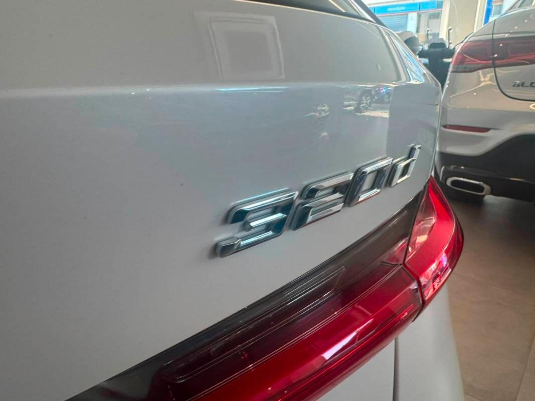 BMW Serie 3 Touring 320d mhev 48V Sport auto