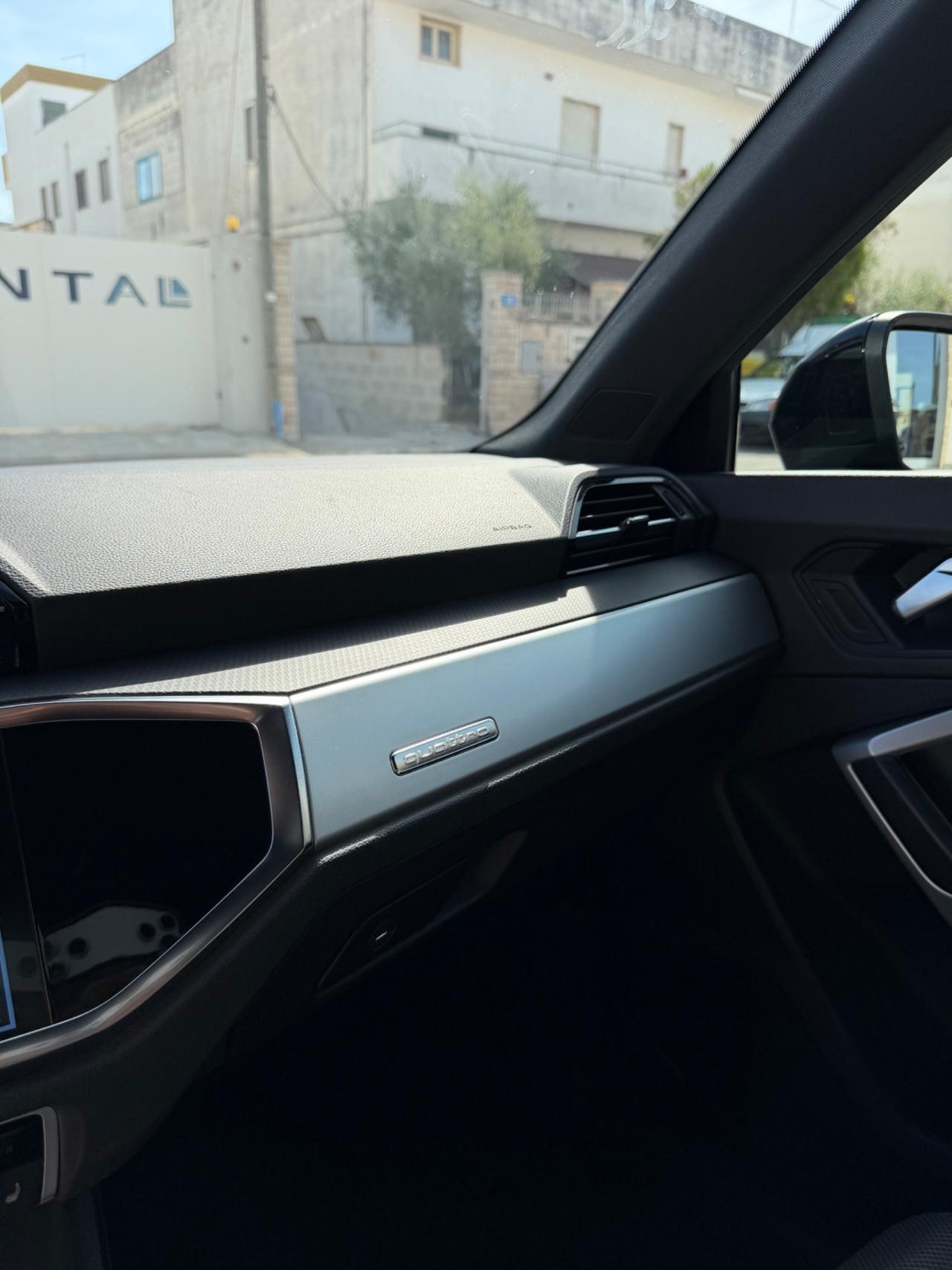 Audi Q3 35 TDI quattro Business-2019 MATRIX/NAVI
