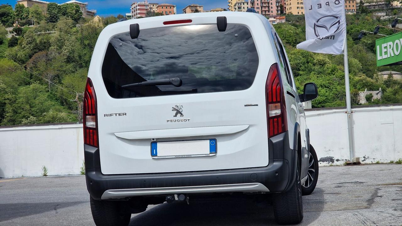 Peugeot Rifter BlueHDi 130 S&S EAT8 GT Line Standard