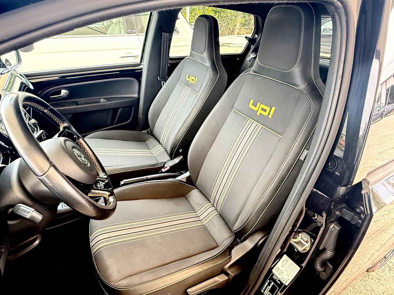 Volkswagen up! Up 2015