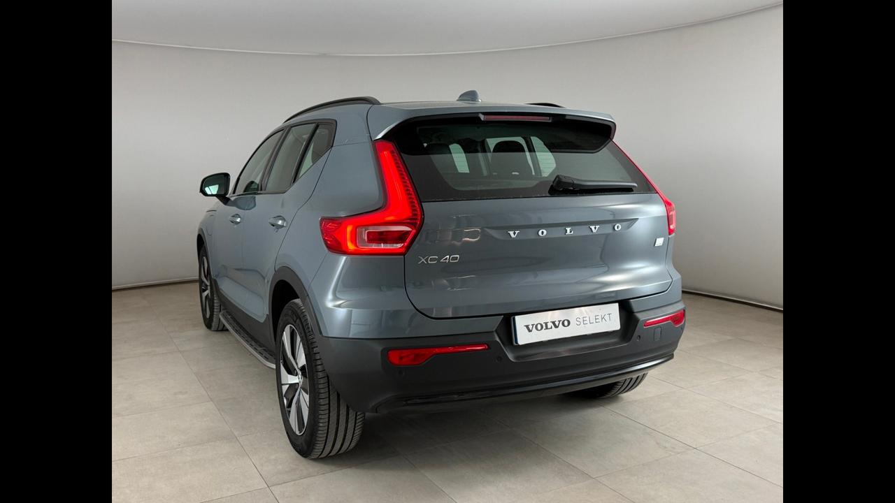VOLVO XC40 2023 - XC40 1.5 t4 recharge phev Plus Dark auto