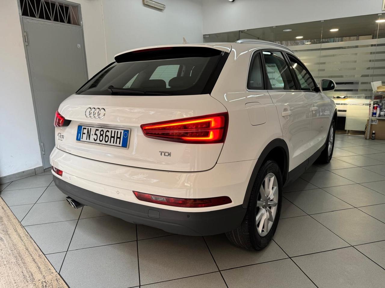 Audi Q3 2.0 TDI 120/CV Business 2018