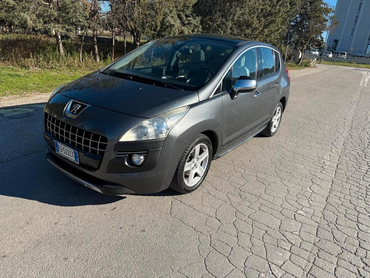 Peugeot 3008 1.6 HDi 110CV Tecno tetto panoramico PARI AL NUOVO