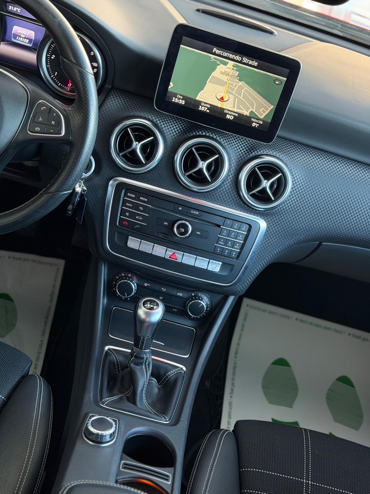 Mercedes A 200 d Sport Euro6 Neopatentati RED-LINE