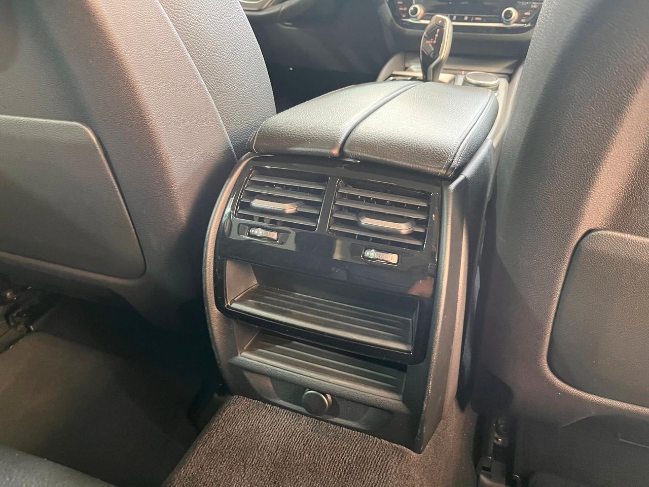 Bmw 520 520d aut. Touring Luxury
