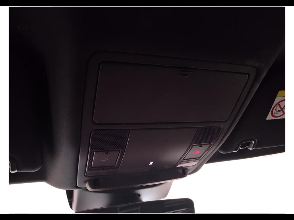 LAND ROVER Discovery V 2017 - Discovery 2.0 sd4 HSE 240cv 5p.ti auto