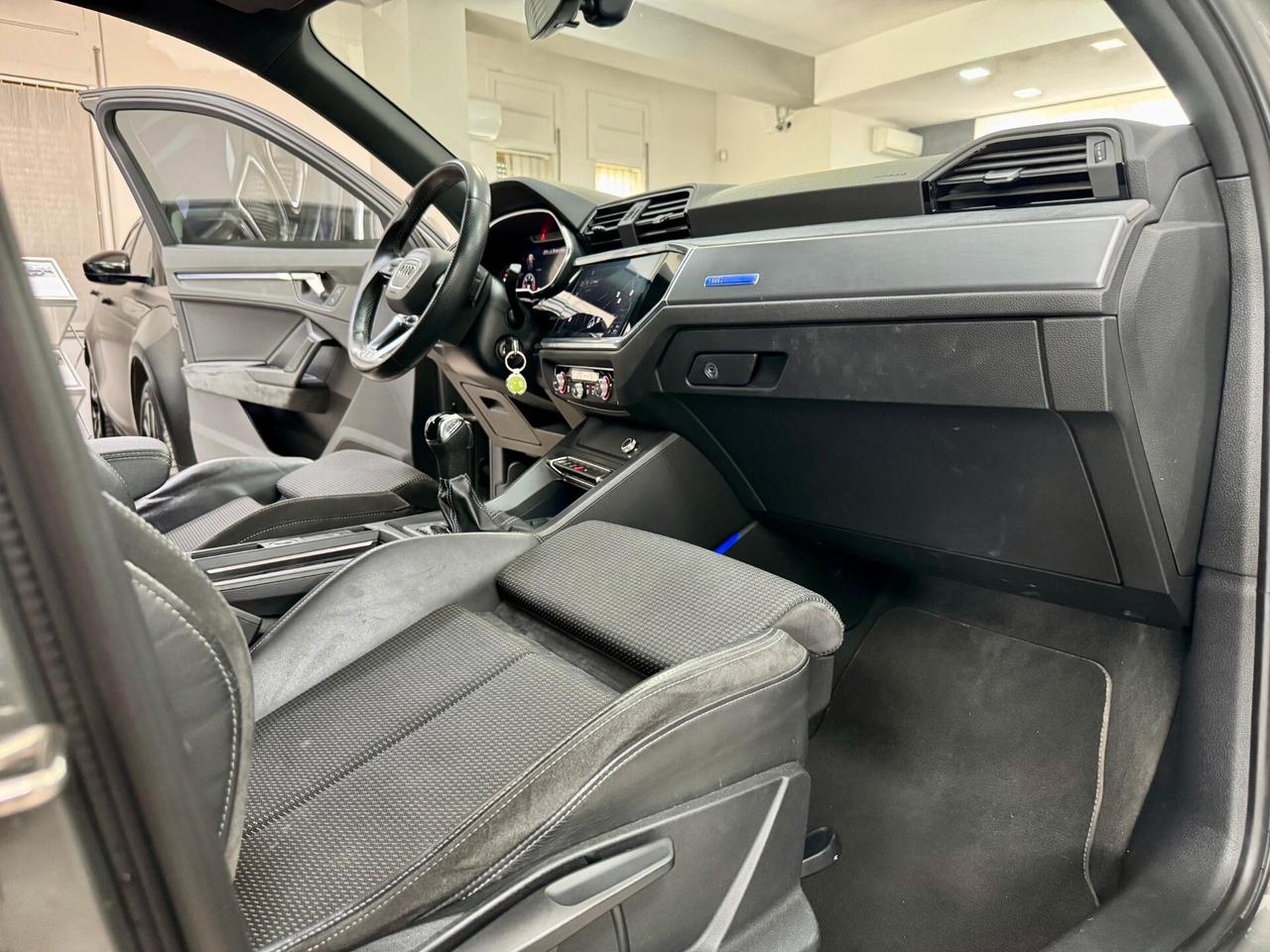 Audi Q3 SPB 35 2.0 TDI S tronic S Line 2021
