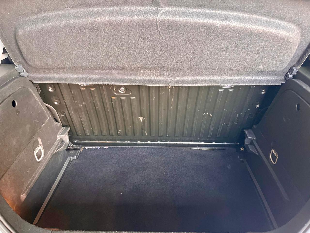 Opel Corsa 1.2 Coupé b-Color