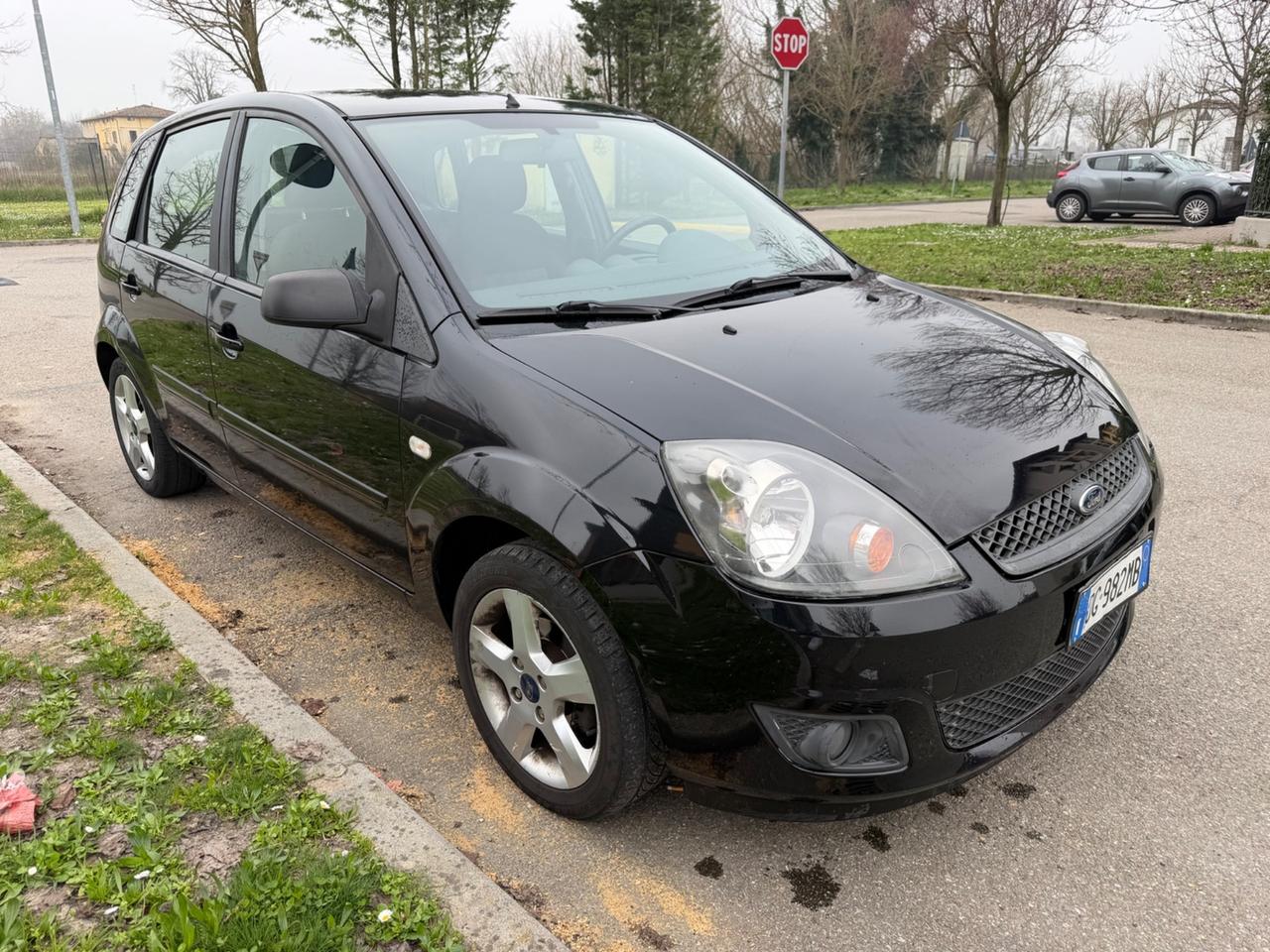 Ford Fiesta 1.4 TDCi 5p. Titanium