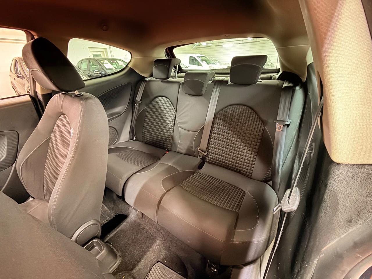 Alfa Romeo MiTo 1.4 105 CV S&S Distinctive Ok neo