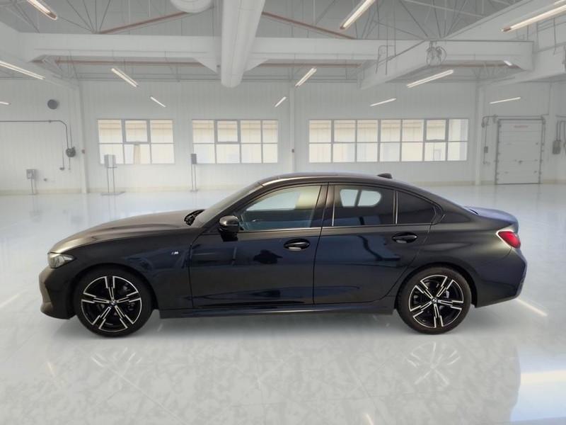 BMW 318 48V MSPORT AUTO 4 PORTE BERLINA