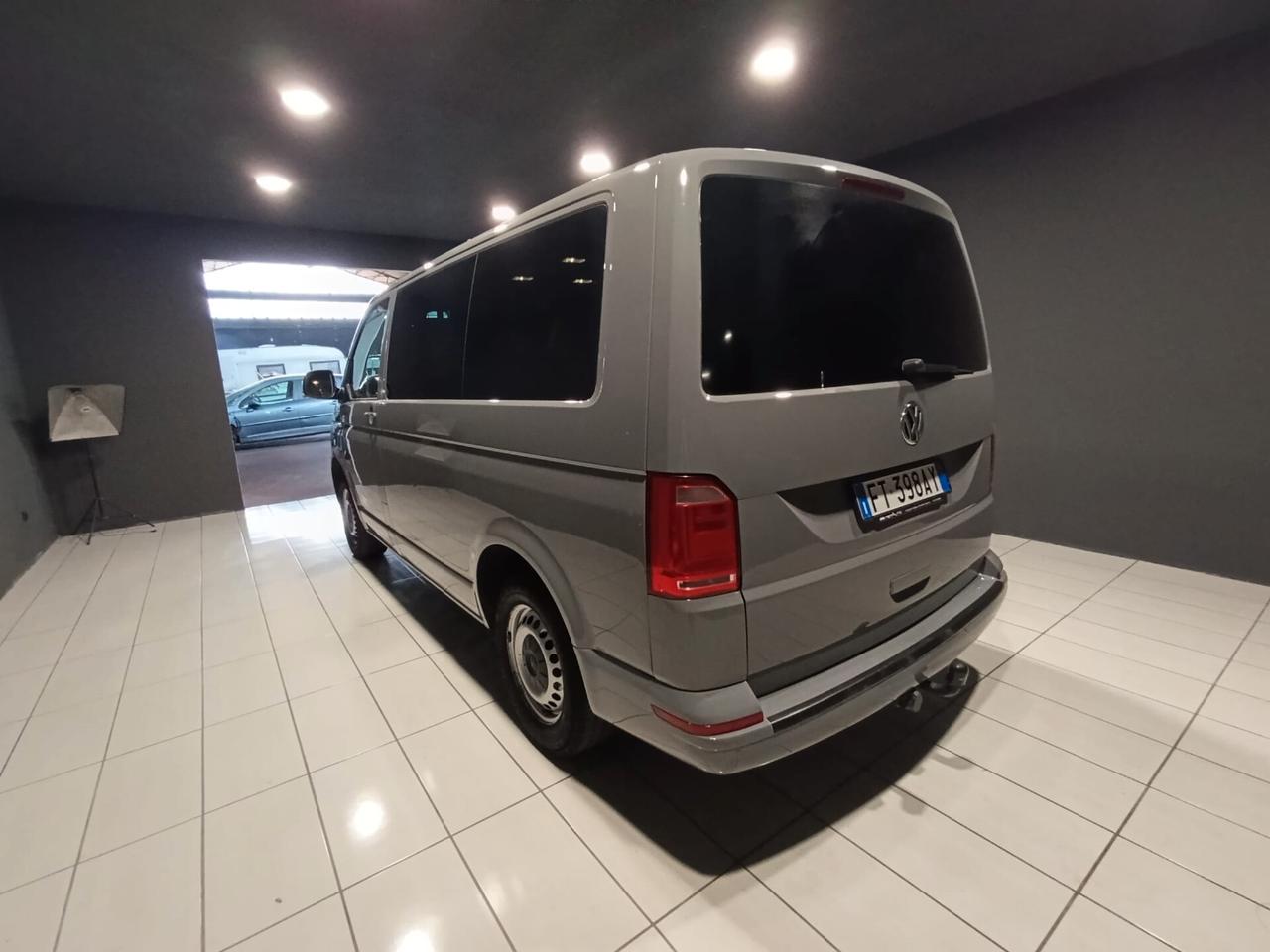 Volkswagen Caravelle DEL 2019 - DSG EURO 6 B GANCIO TRAINO -