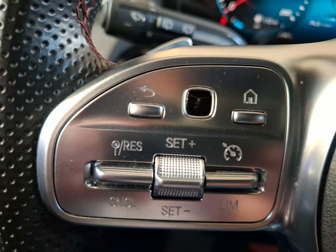 Mercedes-benz GLA 200 d Automatic 4Matic Premium full optional