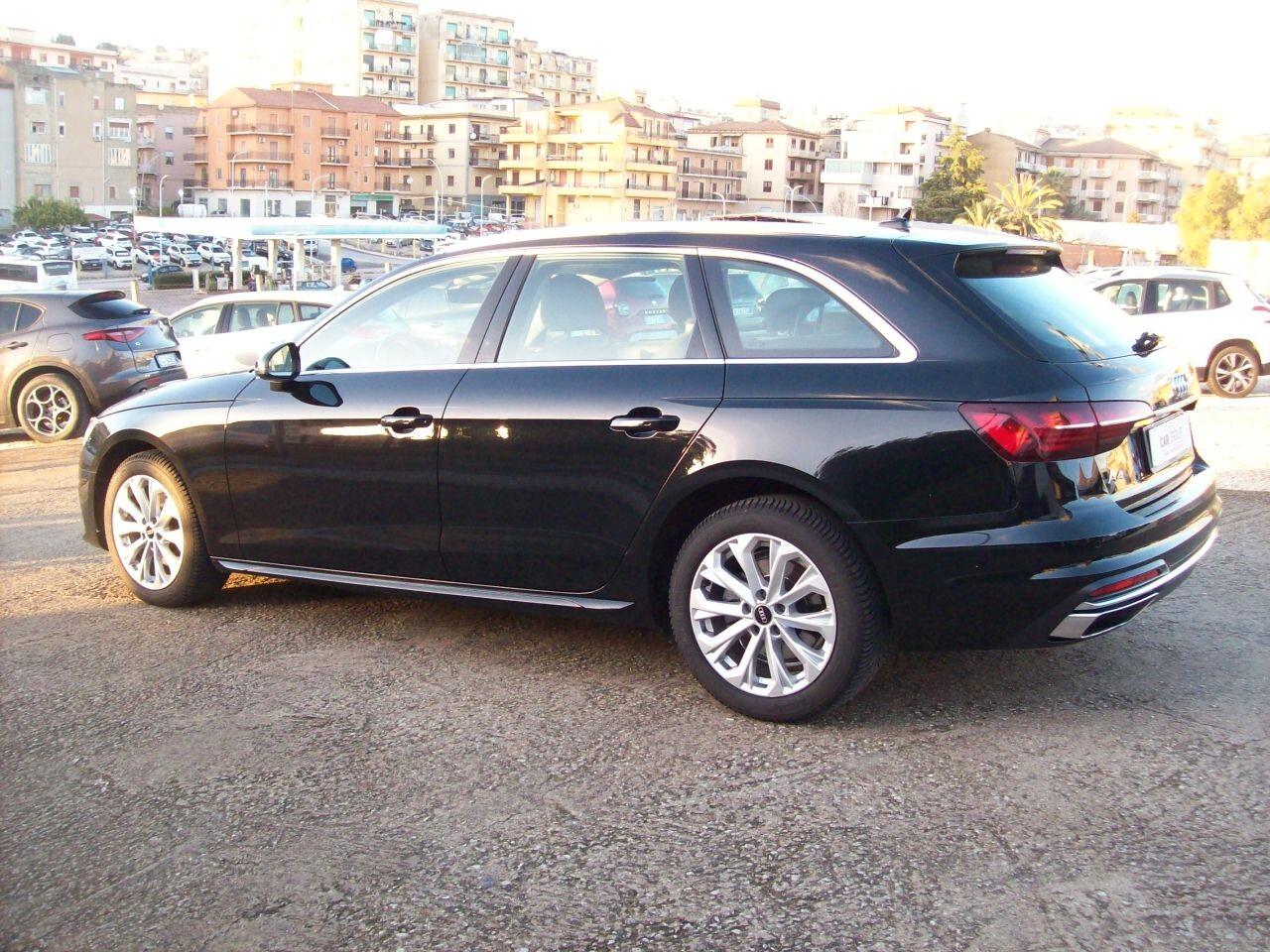 AUDI A4 2.0 TDI CV.163 AVANT Business Advanced "2022"