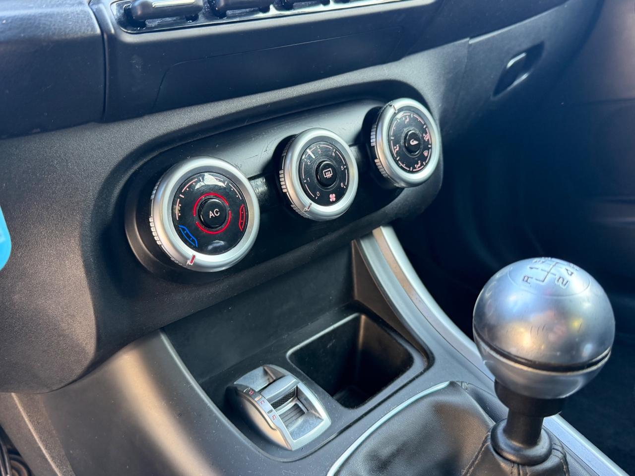 Alfa Romeo Giulietta 1.6 JTDm-2 105 CV Distinctive